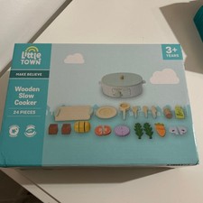 Aldi Little Town Wooden Slow Cooker Set Brand New