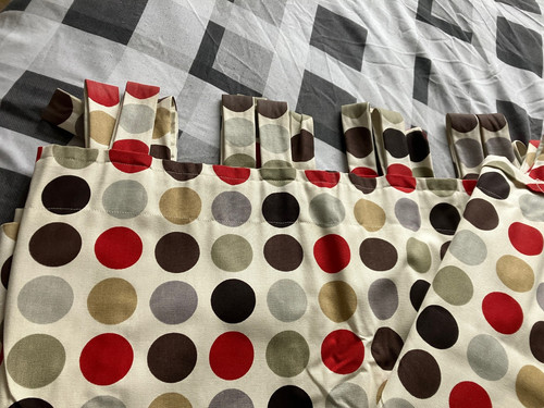 Large multi coloured - dotty, tap