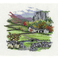 Derwentwater Designs Cross