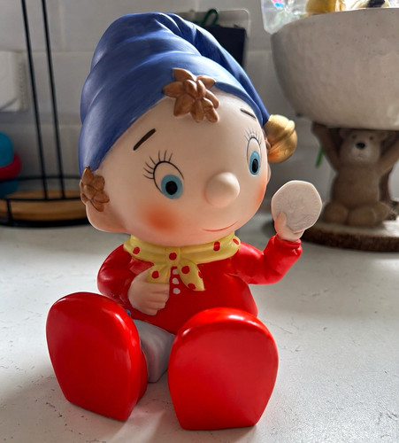 Vintage noddy money box - box, figure