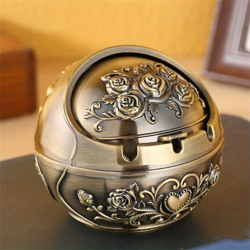 Decorative metal ashtray with - decorative,