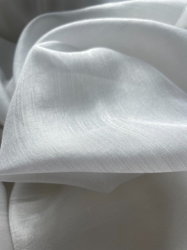 Pure 100 silk - pure, rarefield