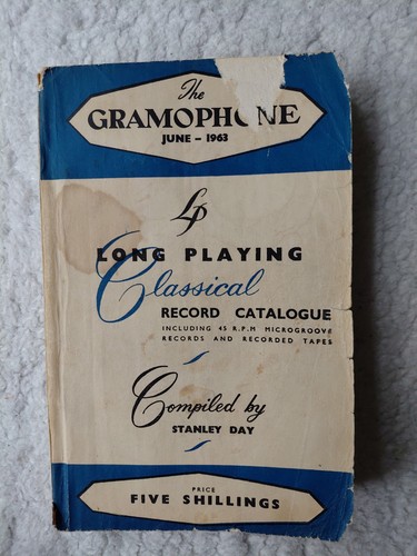 The gramophone long - gramophone, playing
