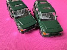 2 x Land Rover Discovery