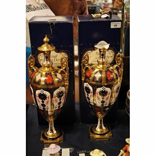 Royal crown derby urn - royal,