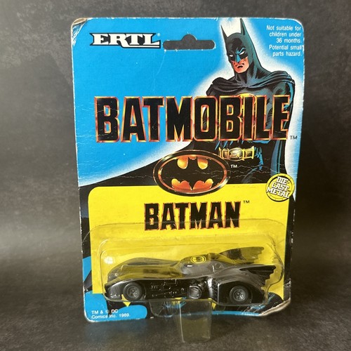Batmobile absolute batman dc - absolute,