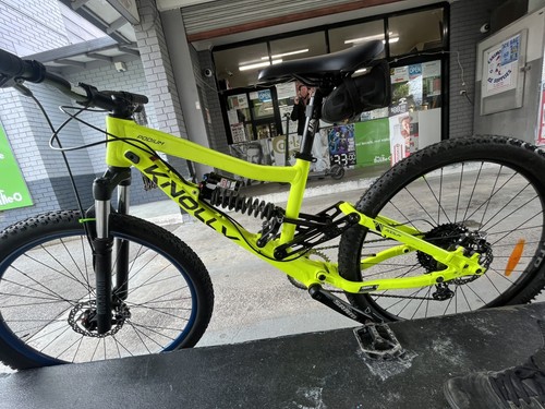 Knolly podium downhill - knolly,