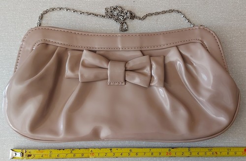 Nude bow clutch bag - bow,
