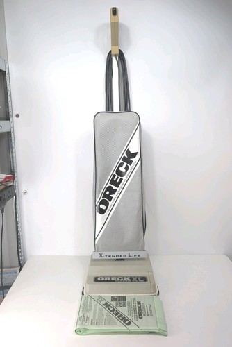 Oreck vacuum cleaner - xl,