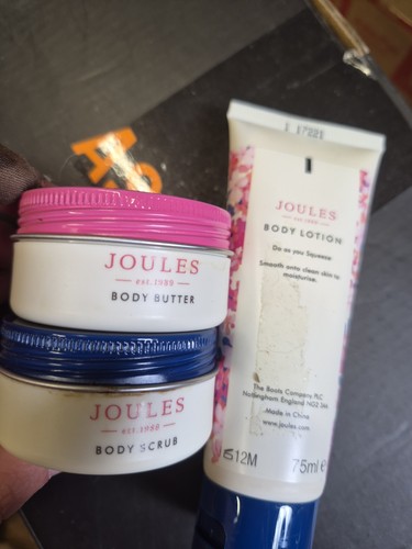 Joules body scrub - body,