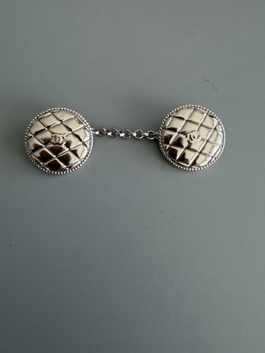 Authentic chanel buttons - authentic,