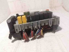 OPEL ZAFIRA A F75 Fuse Box