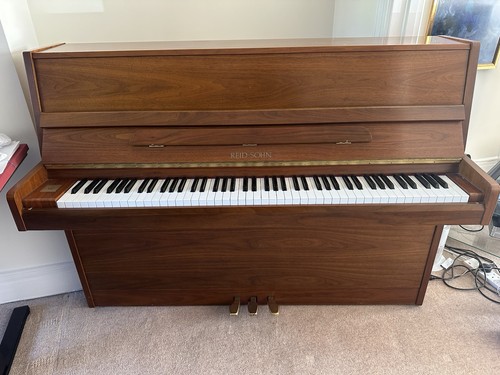 Reid sohn upright piano - upright,