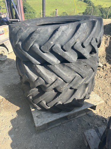 Tractor telehandler tyres good - tractor/telehandler,