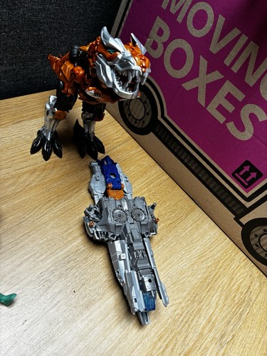Transformers toy bundle - toy,