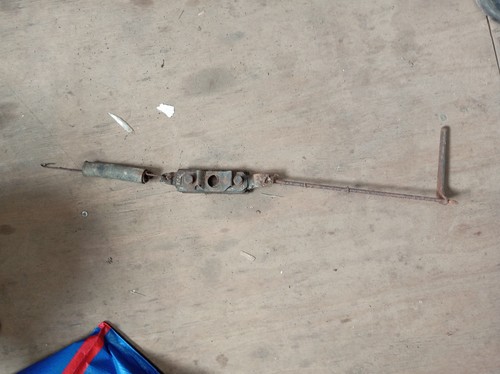 Morris minor bonnet release - minor,