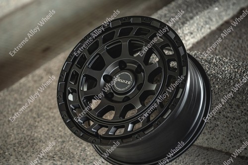 Black swamper alloy wheels - swamper,