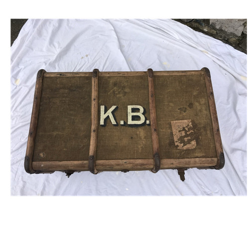 True vintage hard brown - vintage,