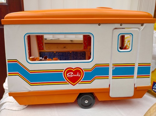 Vintage 1982 pedigree sindy - vintage,