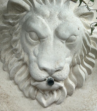 Lion Block Water Feature /