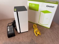 Qnap 228 bay - ts-228, tower