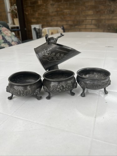 Pewter sugar scuttle - scuttle, with