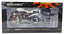 Minichamps Ducati GP11 1:12