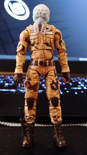 Alien style head - 1/18,