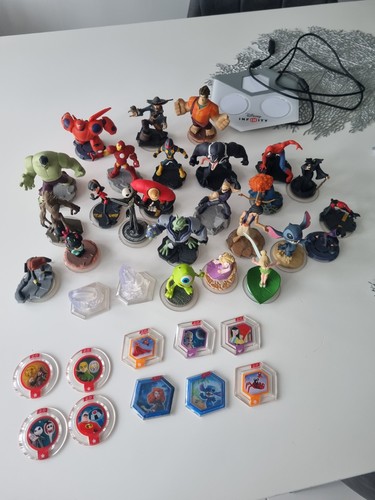 Disney infinity figures with - figures,
