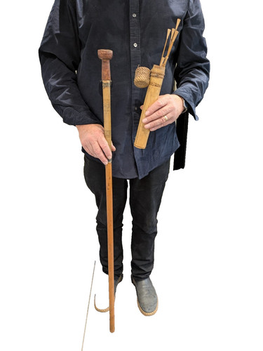 Blow pipe with quiver and - pipe,