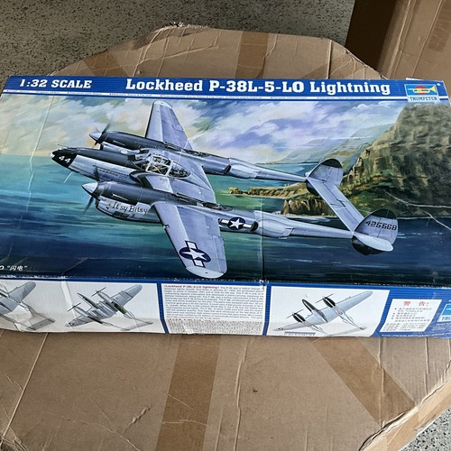 Trumpeter 38l lightning - lightning,