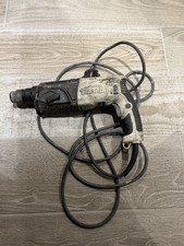 Makita HR2470 240v SDS Hammer Drill,Check the description please 