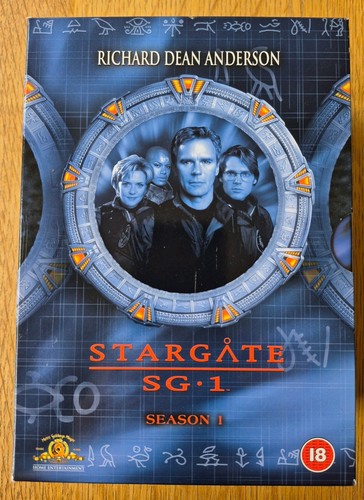 Stargate sg1 complete series - stargate,