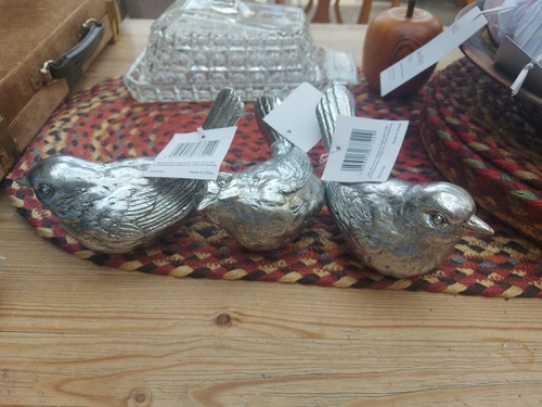 Three wall hanging silver - three,
