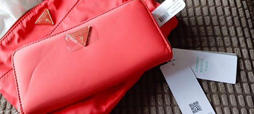 Guess purse wallet brand new - guess,