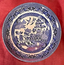 Churchill Blue Willow Pattern 6 inch Cereal/Dessert/Soup  Bowl Very Good Cond