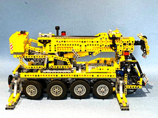 LEGO TECHNIC 8421 - MOBILE CRANE - BOXED WITH INSTRUCTIONS
