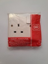 MK Logic Plus K2757 WHI  13amp