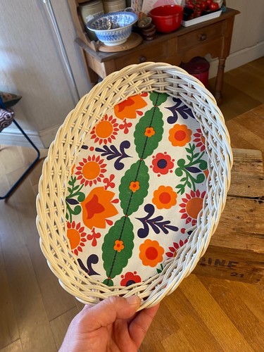 Vintage small colourful - small,
