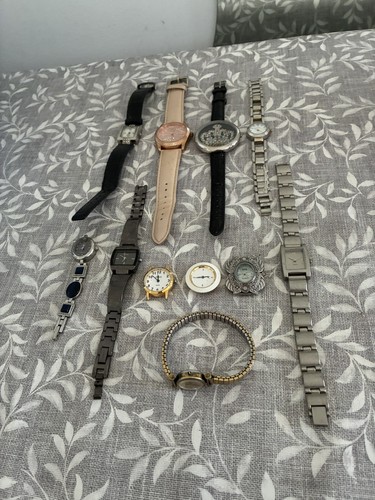 Wristwatches joblot - 11,
