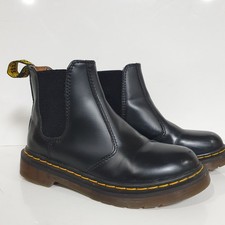 Dr. Martens 2976 Chelsea Boots