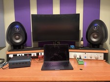 Munro Sonic Egg 150 Studio