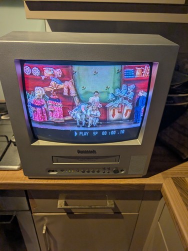 Panasonic 14gv1 video - tv,