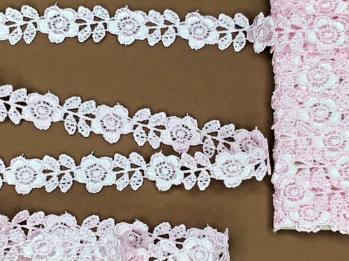 Metres dainty pale pink - dainty,