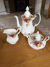 Royal Albert Old Country Roses