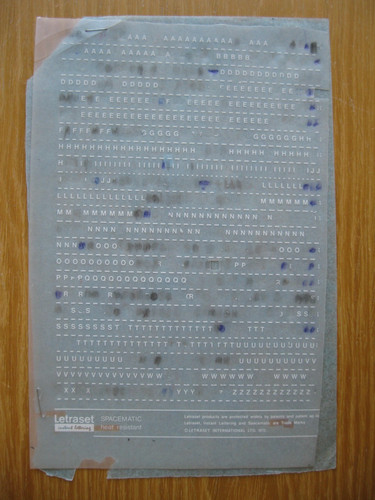 Sheet letraset upper - x,