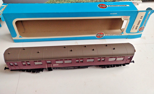 Airfix 54256 auto coach - 54256-8,