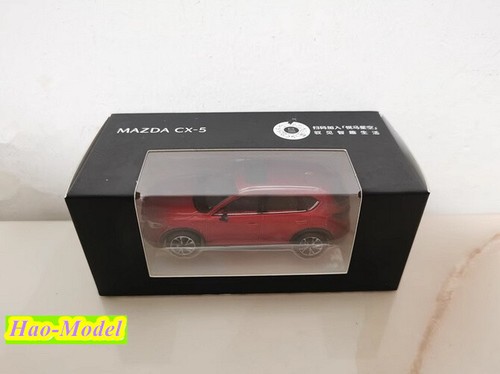 Mazda cx5 2022 diecast - 1/64,