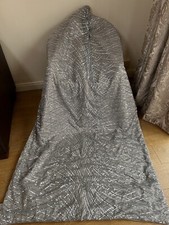 ABSOLUTELY STUNNING KYLIE