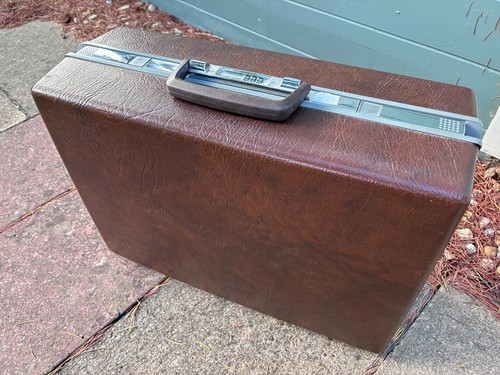 Vintage samsonite brown wide - samsonite,